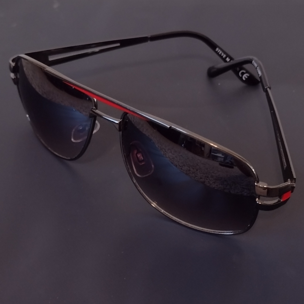 Steve Madden Aviator Sunglasses